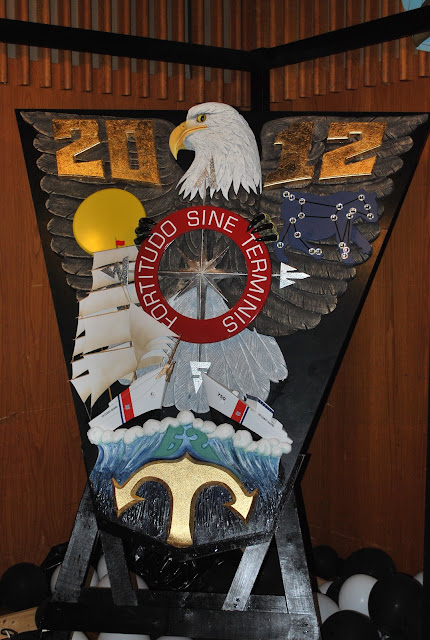 2012%20Crest.jpg